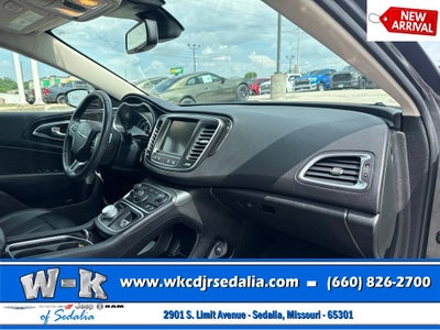2016 Chrysler 200 C