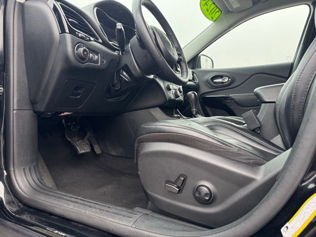 2023 Jeep Cherokee Altitude