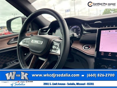 2025 Jeep Grand Cherokee Summit
