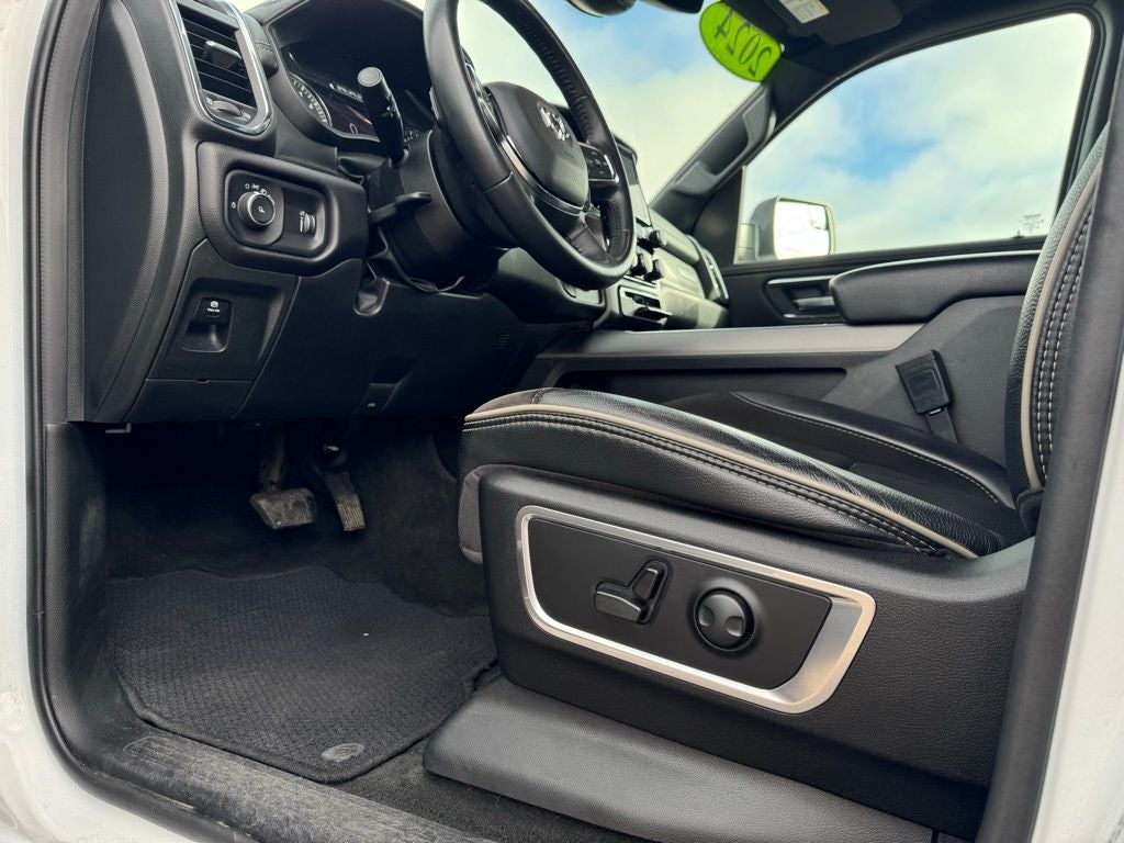 2024 RAM 1500 Laramie