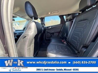 2023 Ford Escape Platinum