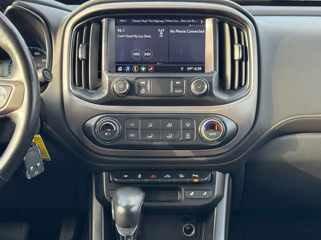 2022 GMC Canyon AT4 w/Leather