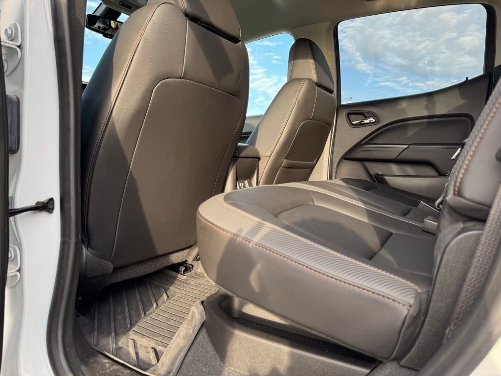 2022 GMC Canyon AT4 w/Leather
