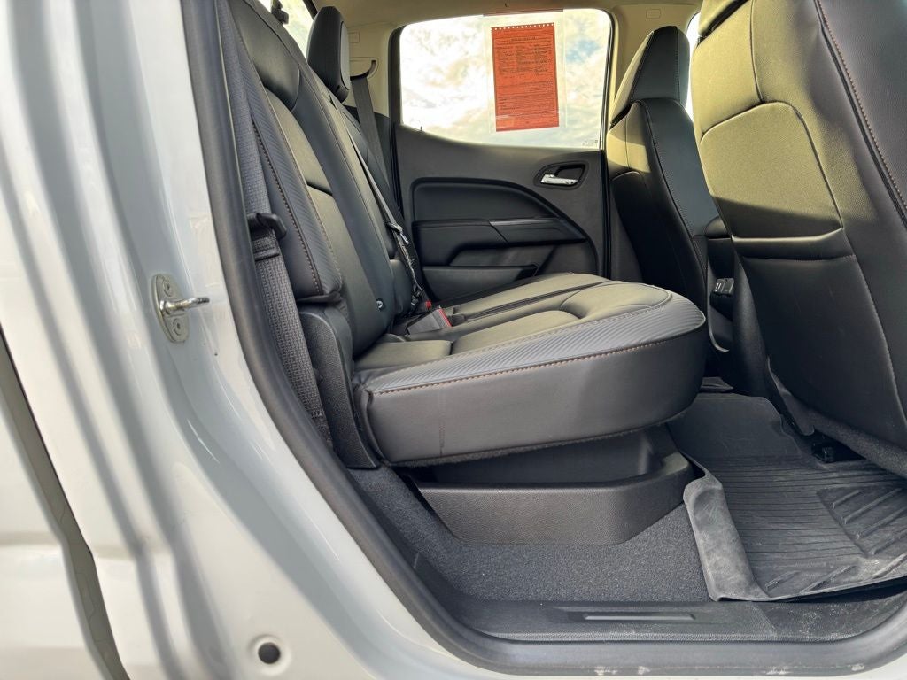 2022 GMC Canyon AT4 w/Leather