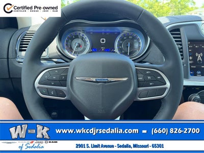 2023 Chrysler 300 Touring
