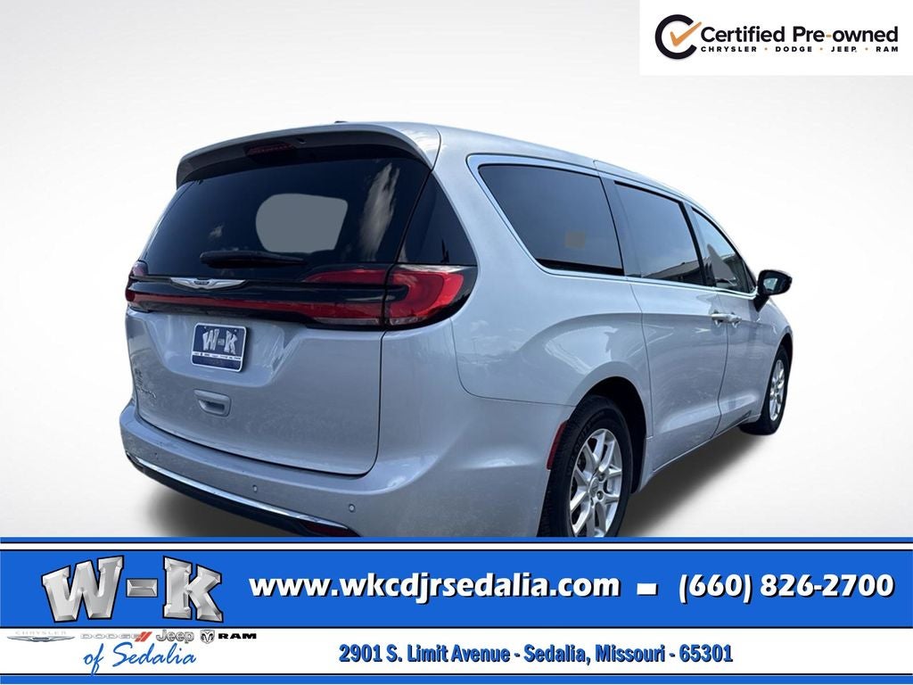 2024 Chrysler Pacifica Touring L