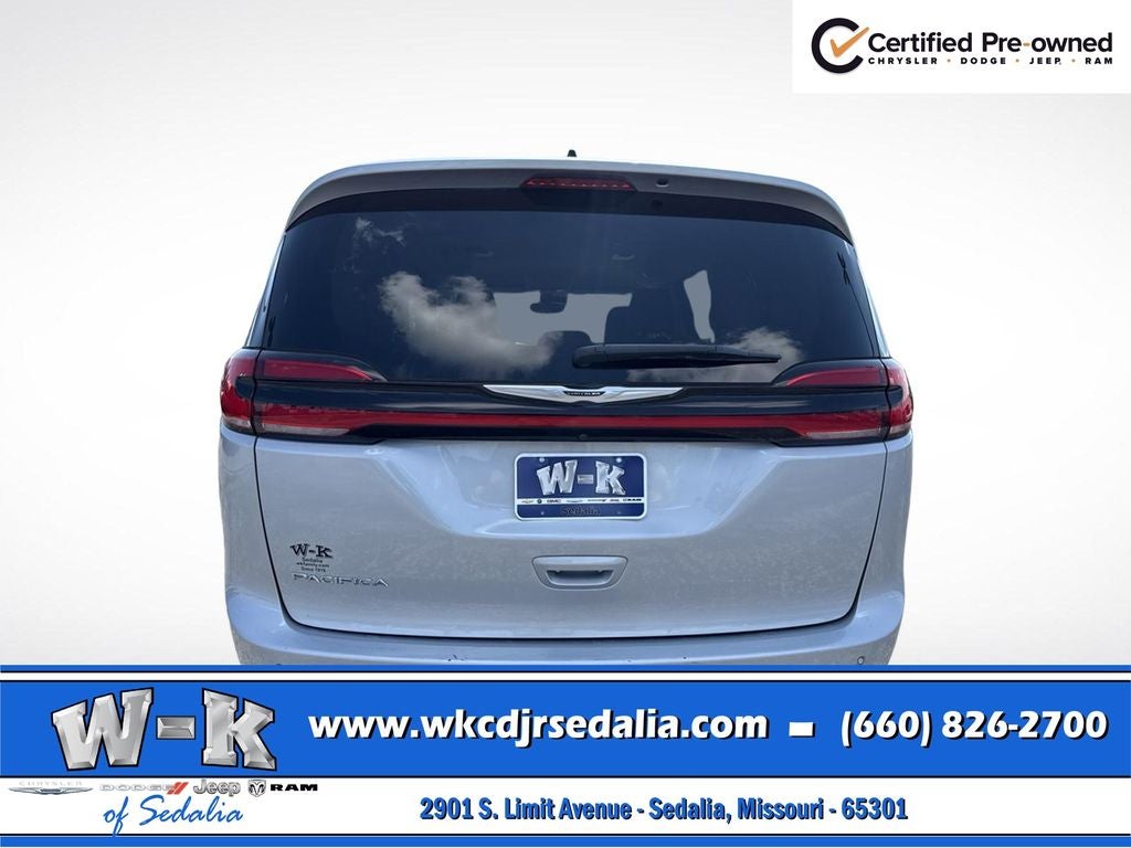 2024 Chrysler Pacifica Touring L