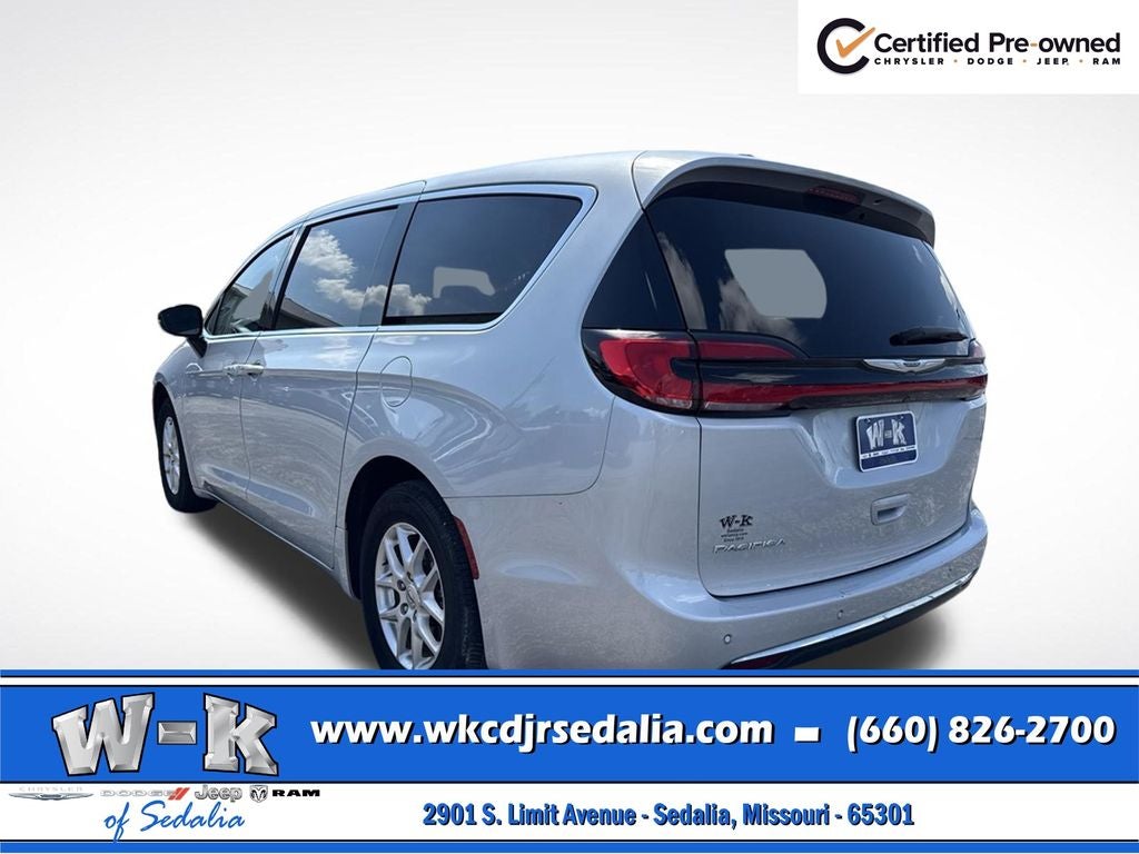 2024 Chrysler Pacifica Touring L