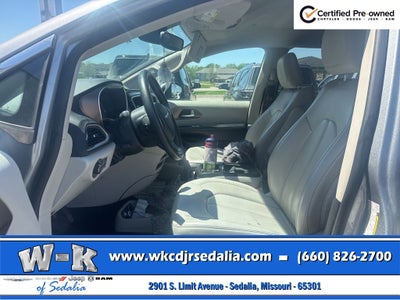 2021 Chrysler Voyager LXI