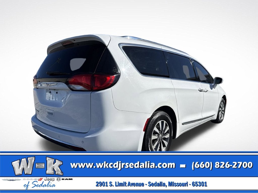 2020 Chrysler Pacifica Touring L Plus