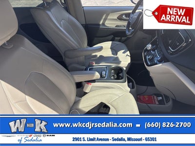 2019 Chrysler Pacifica Touring L Plus
