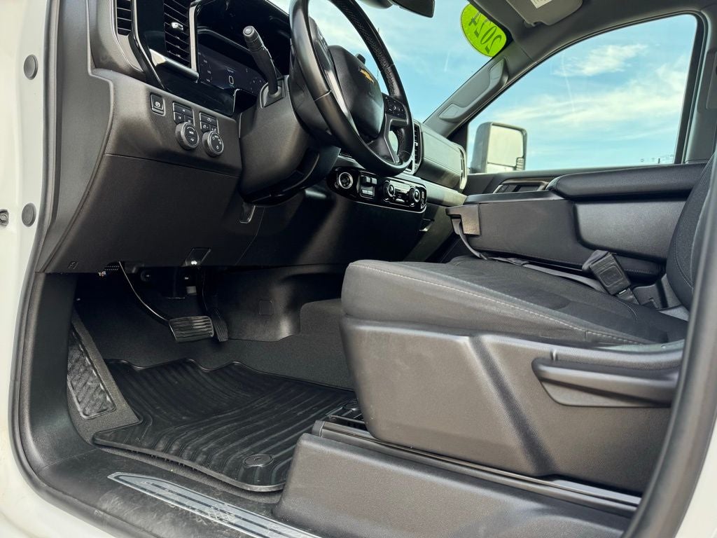 2024 Chevrolet Silverado 3500HD LT