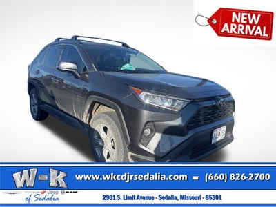 2020 Toyota RAV4 XLE