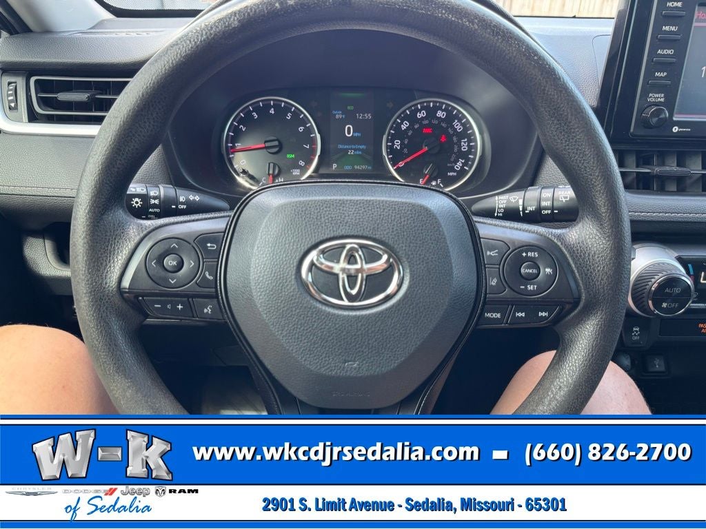 2020 Toyota RAV4 XLE