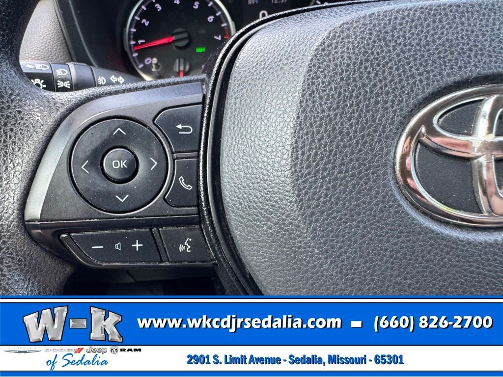 2020 Toyota RAV4 XLE