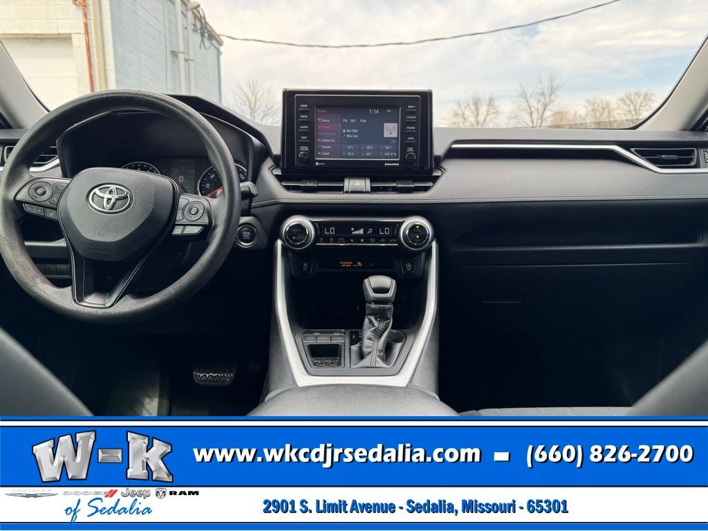 2020 Toyota RAV4 XLE