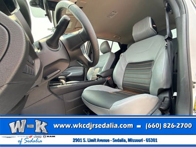 2024 Nissan Kicks SR