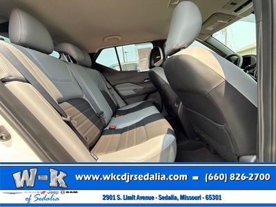 2024 Nissan Kicks SR
