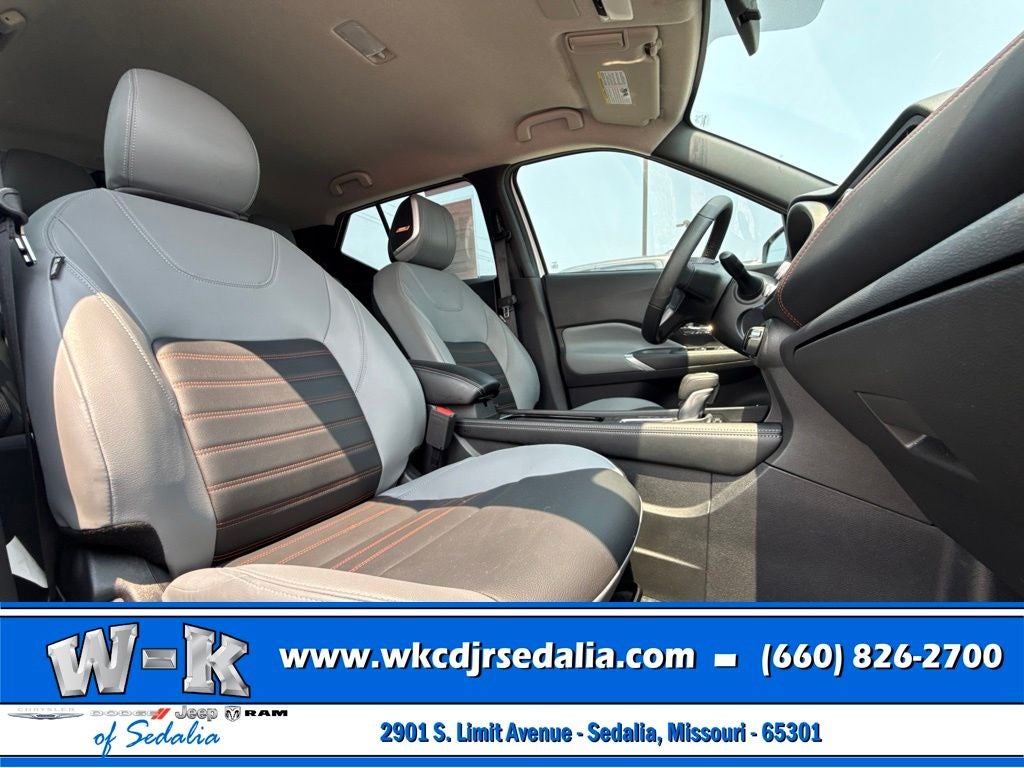 2024 Nissan Kicks SR
