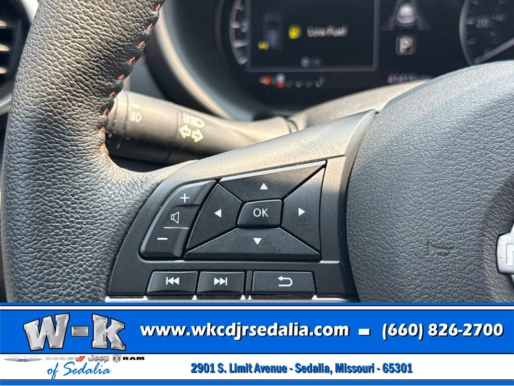 2024 Nissan Kicks SR