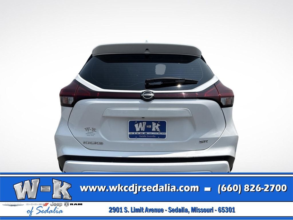 2024 Nissan Kicks SR