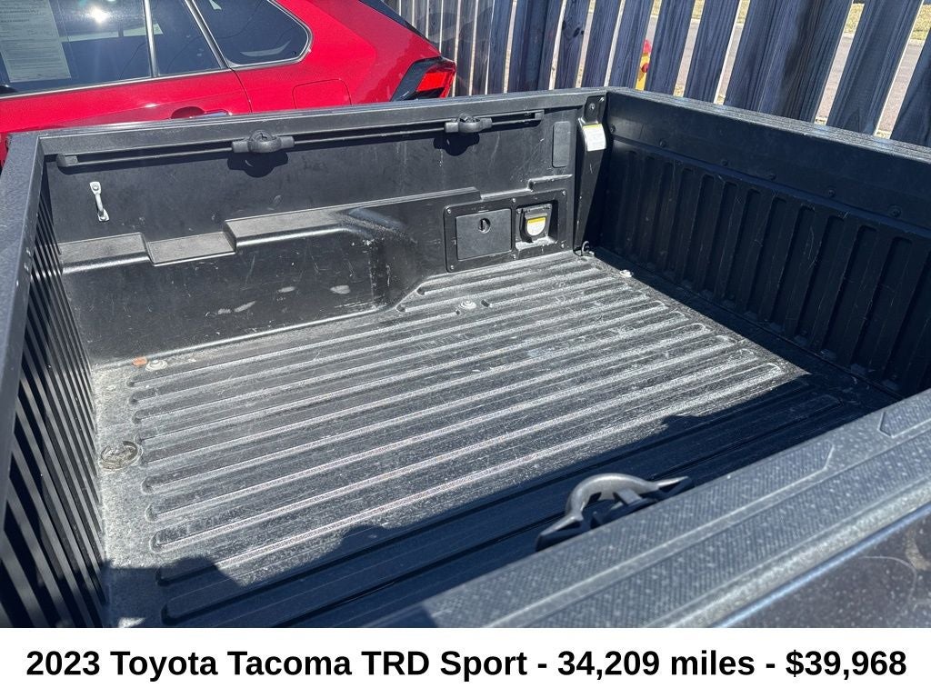 2023 Toyota Tacoma TRD Sport V6