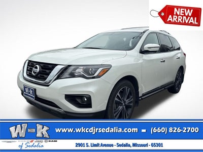 2017 Nissan Pathfinder Platinum