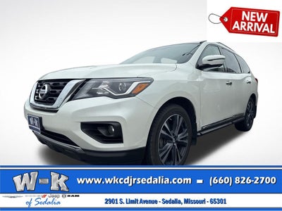 2017 Nissan Pathfinder Platinum