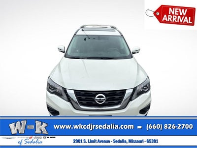 2017 Nissan Pathfinder Platinum