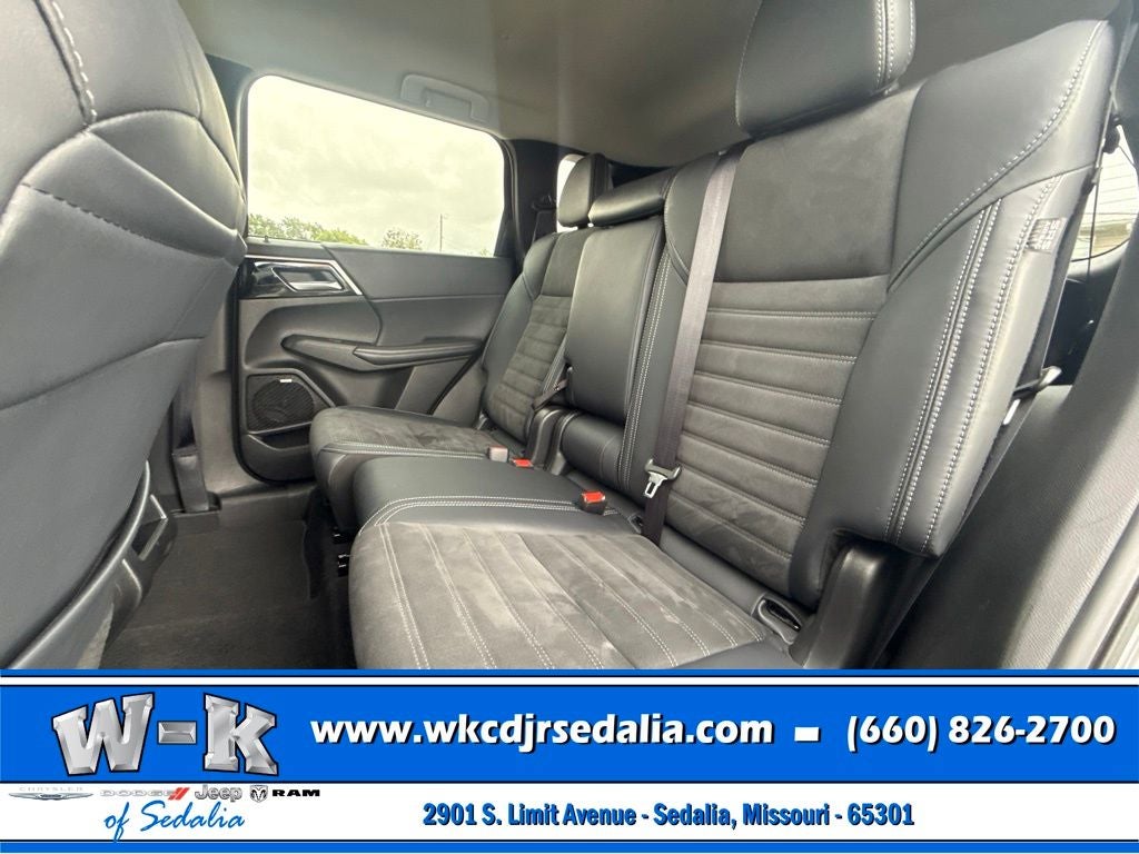 2025 Mitsubishi Outlander SE