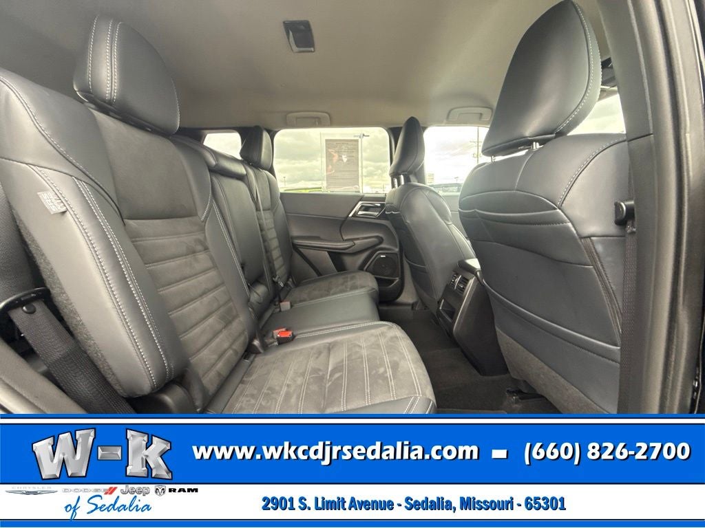 2025 Mitsubishi Outlander SE