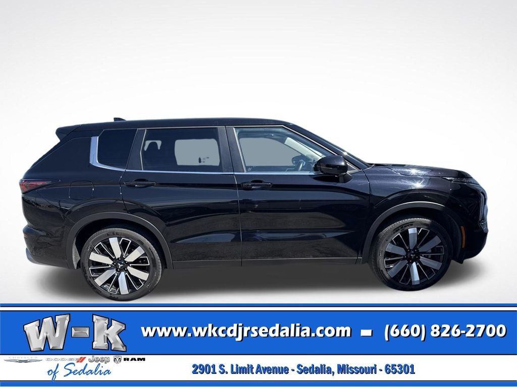 2025 Mitsubishi Outlander SE