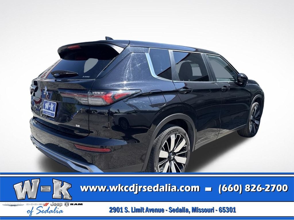 2025 Mitsubishi Outlander SE