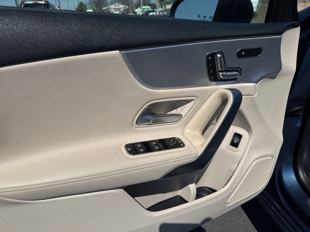 2021 Mercedes-Benz A-Class A 220