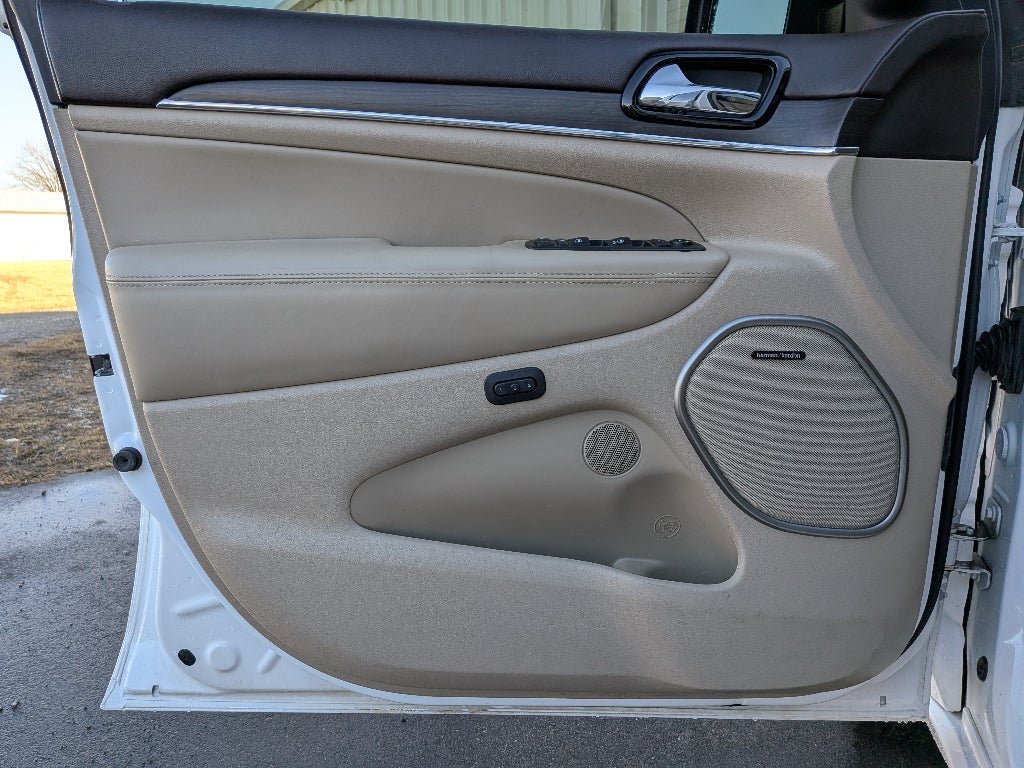 2020 Jeep Grand Cherokee Overland