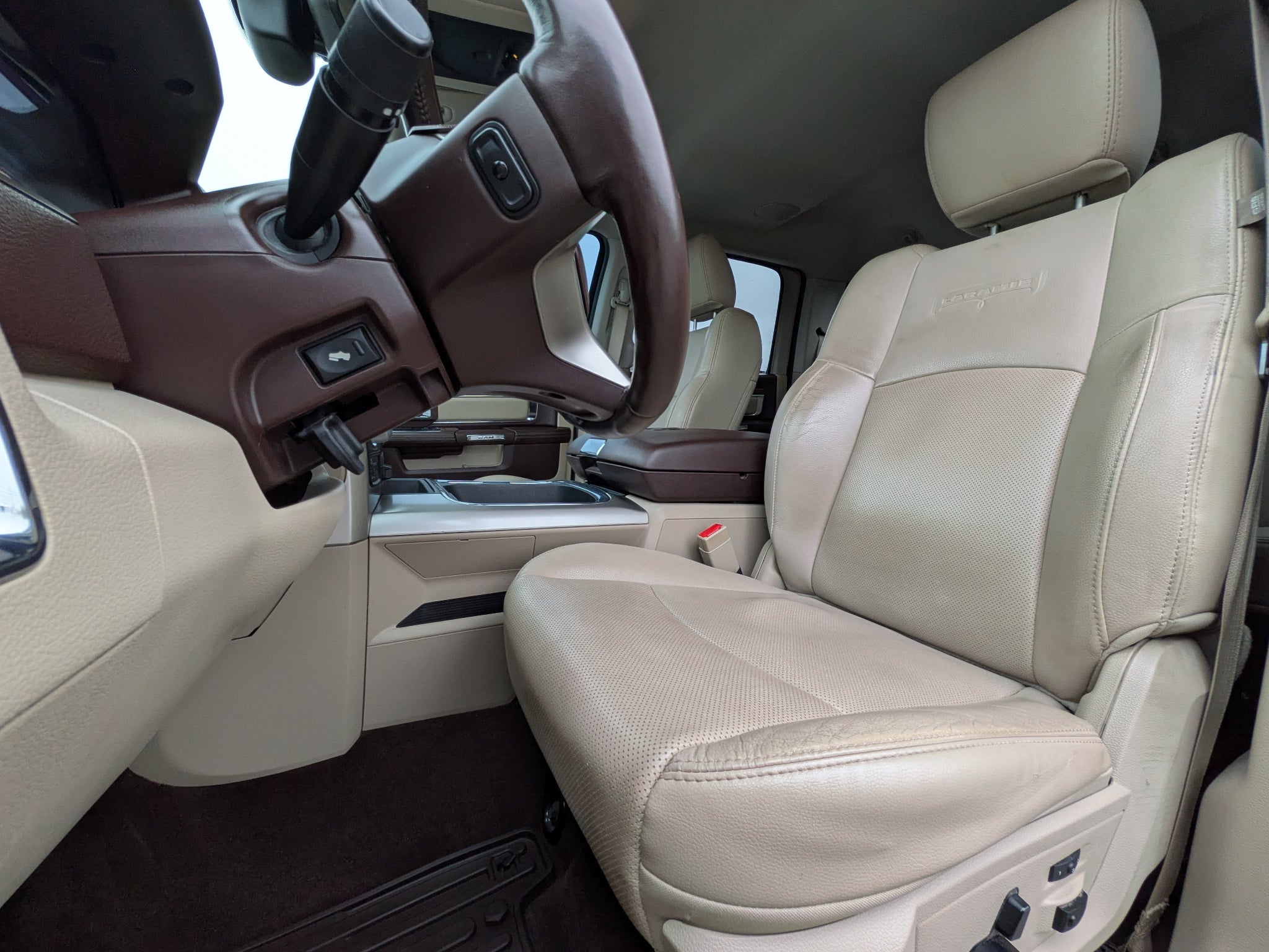 2016 RAM 1500 Laramie