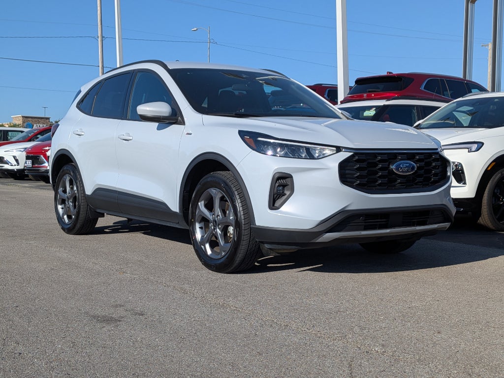 2025 Ford Escape ST-Line Select