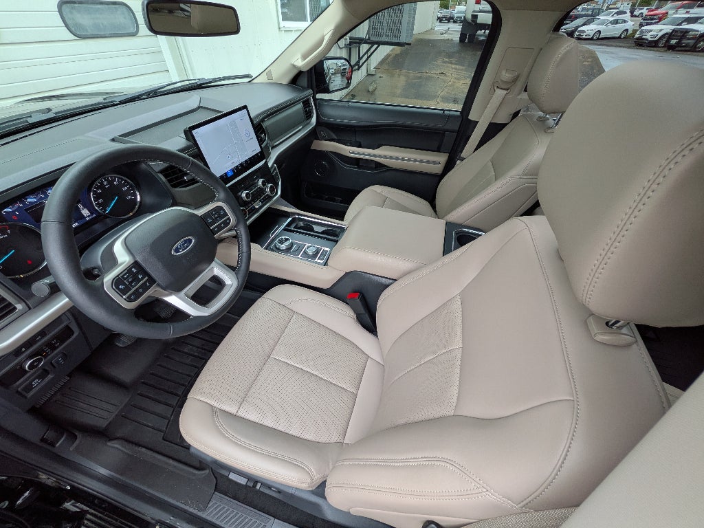 2024 Ford Expedition Max XLT