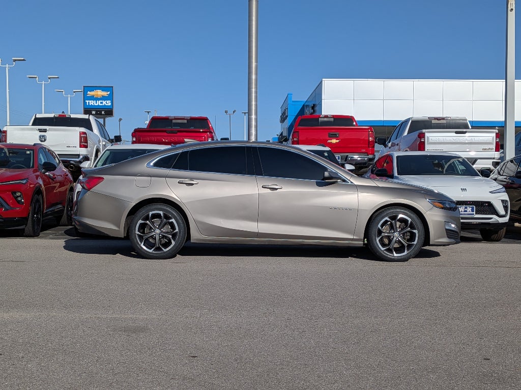 Used 2022 Chevrolet Malibu 1LT with VIN 1G1ZD5ST1NF171336 for sale in Kansas City