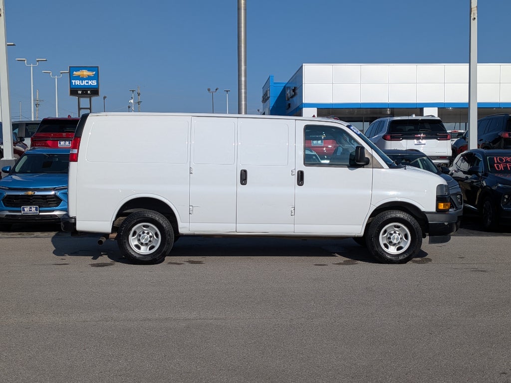 Used 2020 Chevrolet Express Cargo Work Van with VIN 1GCWGAFG5L1249893 for sale in Kansas City