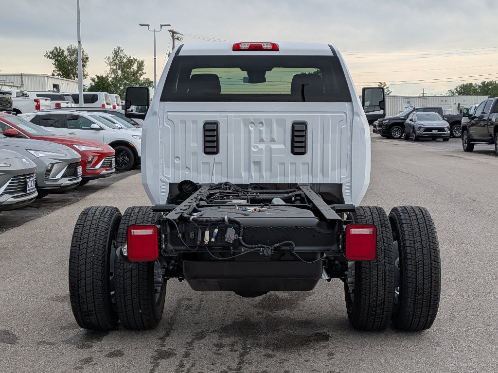 2026 GMC Sierra 3500 HD Chassis Cab Pro