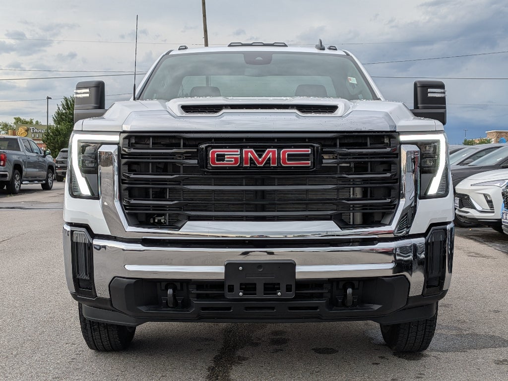 2026 GMC Sierra 3500 HD Chassis Cab Pro