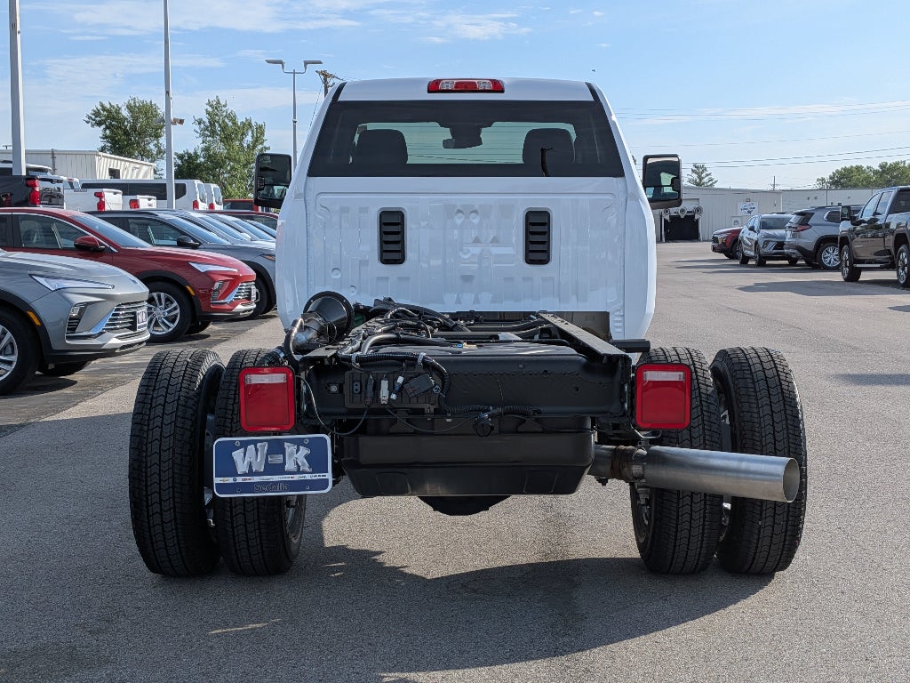 2026 GMC Sierra 3500 HD Chassis Cab Pro