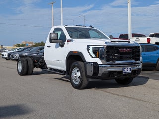 2026 GMC Sierra 3500 HD Chassis Cab Pro