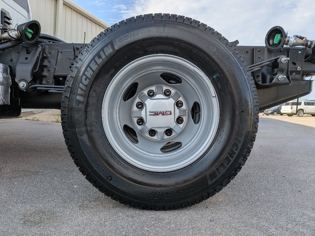 2026 GMC Sierra 3500 HD Chassis Cab Pro