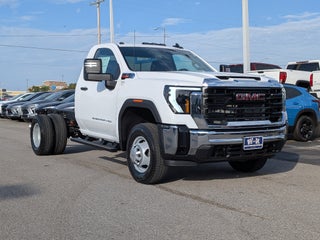 2026 GMC Sierra 3500 HD Chassis Cab Pro