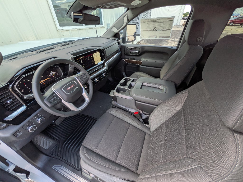 2026 GMC Sierra 3500 HD Chassis Cab SLE