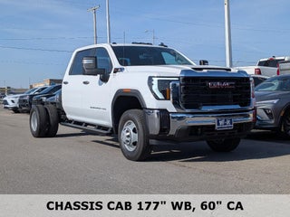 2026 GMC Sierra 3500 HD Chassis Cab Pro