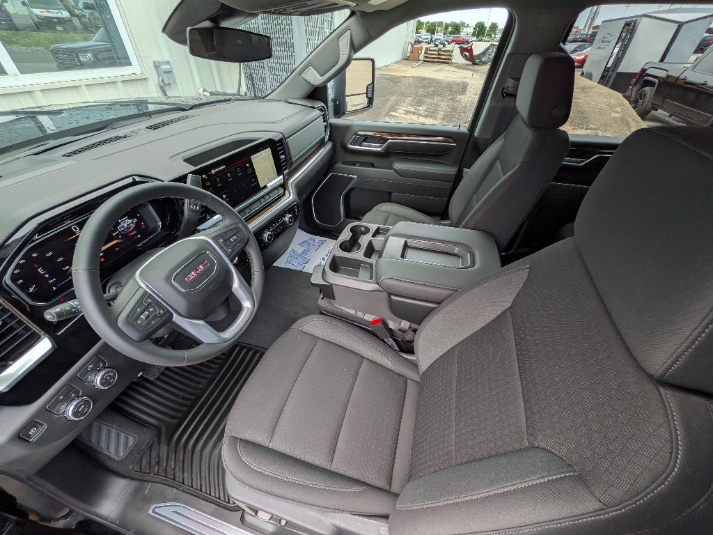 2026 GMC Sierra 3500 HD Chassis Cab SLE