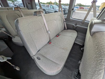 2023 GMC Savana Passenger 3500 LT